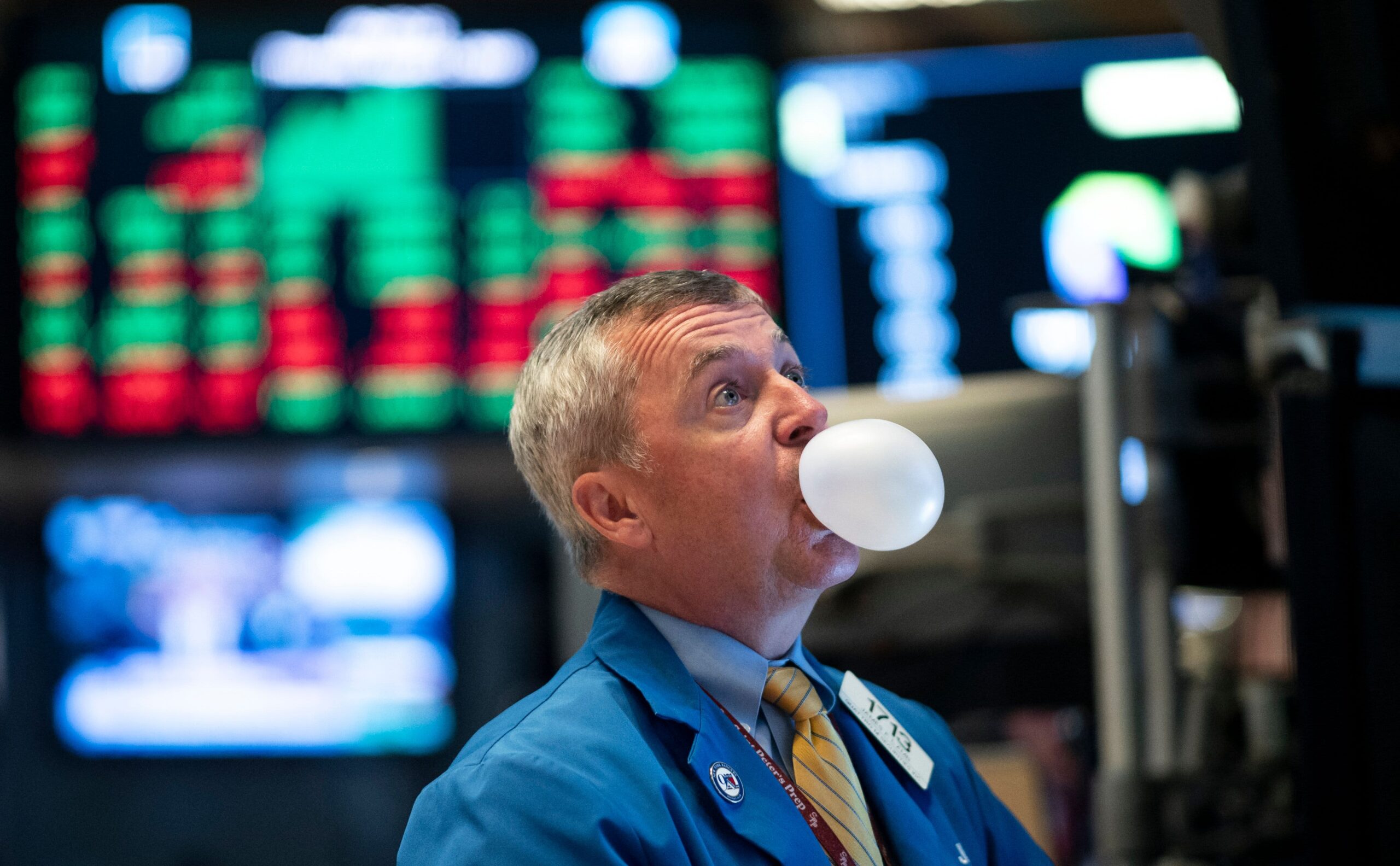 Stock Market Bubble and vVlatility